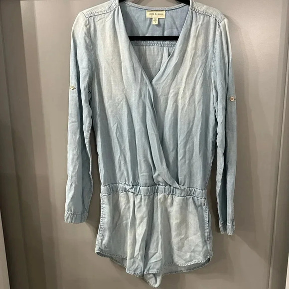 cloth & stone Pants - Anthropologie Cloth & Stone Chambray Romper Size S